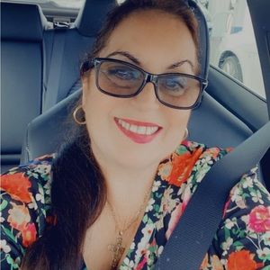 Meet your Posher, Mayra